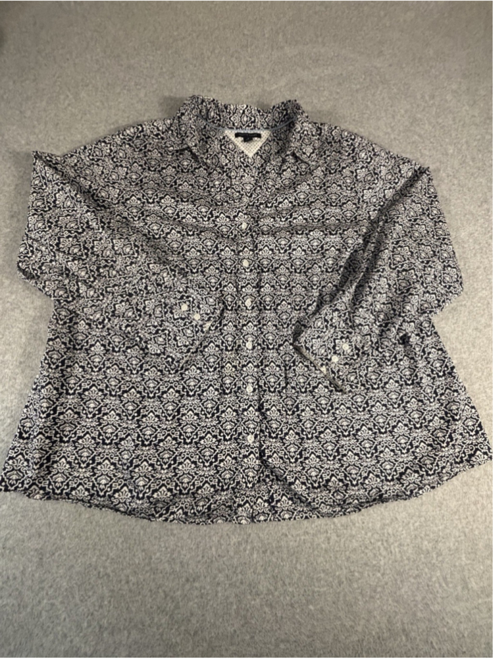 Tommy Hilfiger Womens Size 18 Blue White Pattern Button Front Shirt Cotton